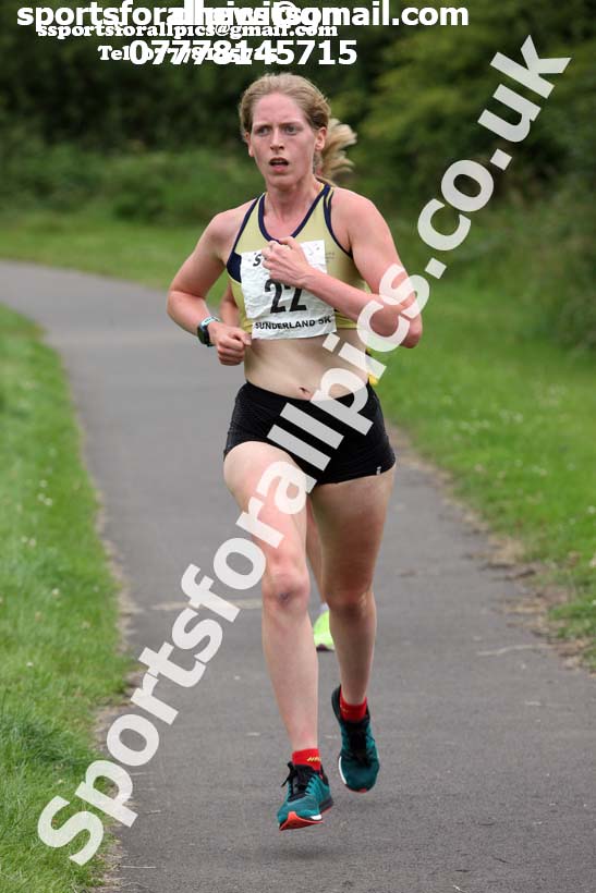 Womens Sunderland 5k Road Race (Northern and North Eastern Champs). Photo: David T. Hewitson/Sports for All Pics